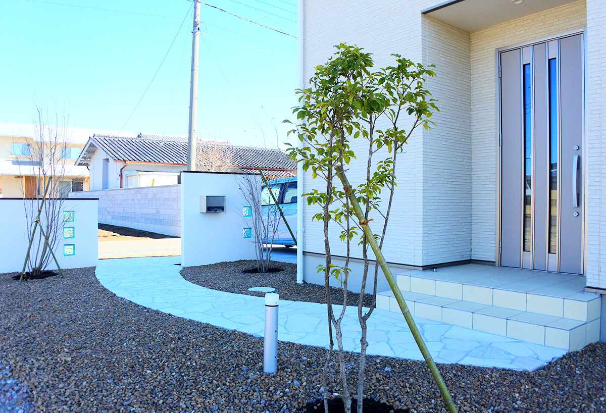 門扉 アプローチ 植栽 照明 群馬県 S様邸