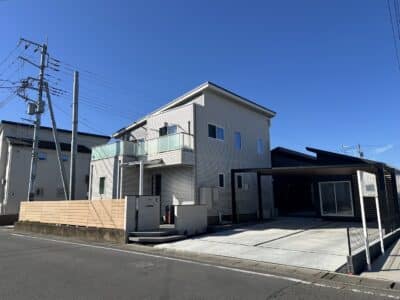 カーポート　タイル　目隠しフェンス　群馬県　太田市　H様邸